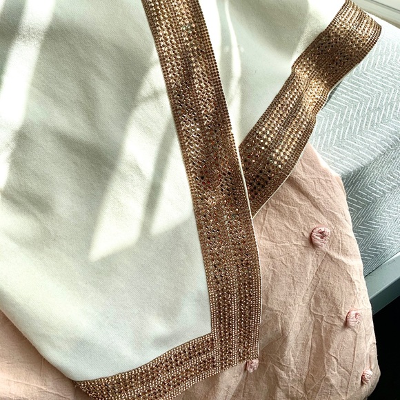 ✨Bebe Dress - Picture 2 of 4